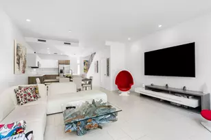 2477 NE 135th St, North Miami, FL 33181 - Photo 29
