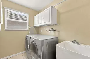 1020 Lavender Cir, Weston, FL 33327 - Photo 27