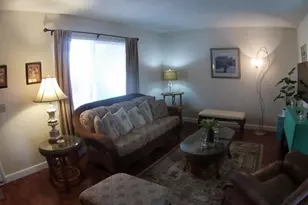 23 Flanders A, Delray Beach, FL 33484 - Photo 3
