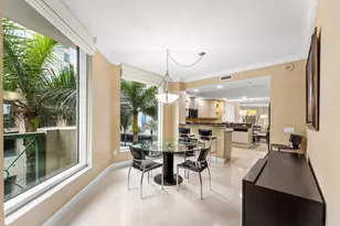 411 N New River Dr E, Fort Lauderdale, FL 33301 - Photo 17
