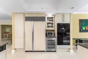 411 N New River Dr E, Fort Lauderdale, FL 33301 - Photo 15