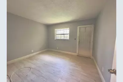 1650 NW 52nd Avenue, Lauderhill, FL 33313 - Photo 5