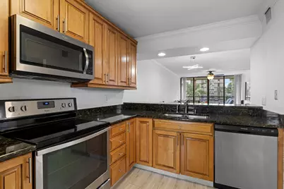 16 Royal Palm Way #205, Boca Raton, FL 33432 - Photo 9