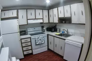 23 Flanders A, Delray Beach, FL 33484 - Photo 11