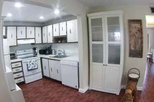 23 Flanders A, Delray Beach, FL 33484 - Photo 13