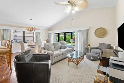 2530 La Lique Circle, Palm Beach Gardens, FL 33410 - Photo 7
