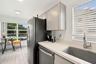 5860 NW 64th Ave, Tamarac, FL 33319 - Photo 7