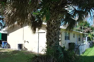 1223 Mccray Ct, Fort Pierce, FL 34950 - Photo 5