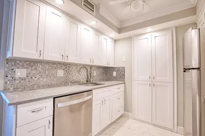 111 Briny Avenue #610, Pompano Beach, FL 33062 - Photo 7