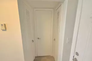 18555 NE 14th Ave, Miami, FL 33179 - Photo 3