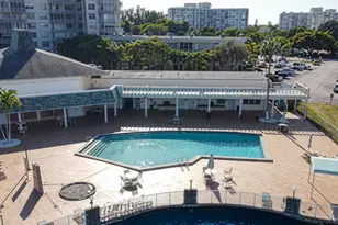 18555 NE 14th Ave, Miami, FL 33179 - Photo 45