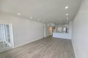 18555 NE 14th Ave, Miami, FL 33179 - Photo 15