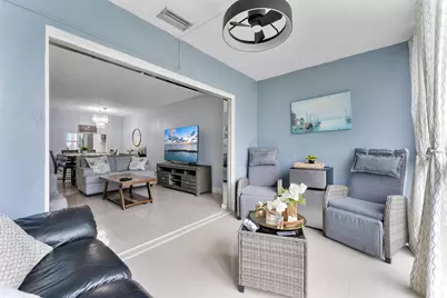 7807 Golf Cir Drive #305, Margate, FL 33063 - Photo 7
