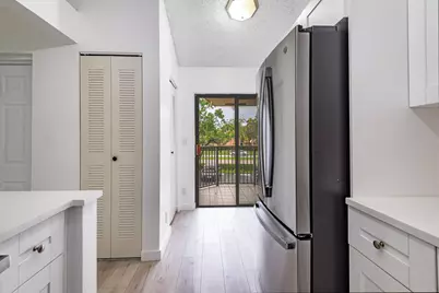 5590 Courtyard Drive, Margate, FL 33063 - Photo 9