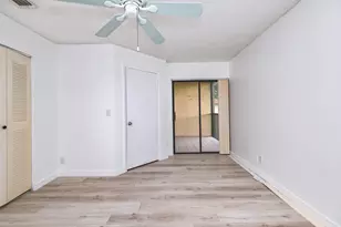 5590 Courtyard Dr, Margate, FL 33063 - Photo 19