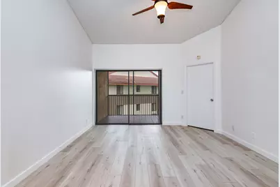 5590 Courtyard Drive, Margate, FL 33063 - Photo 15