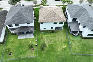 10805 Pacifica Wy, Parkland, FL 33076 - Photo 7