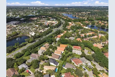 1985 Landing Way, Weston, FL 33326 - Photo 31