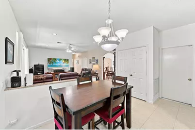 1985 Landing Way, Weston, FL 33326 - Photo 9
