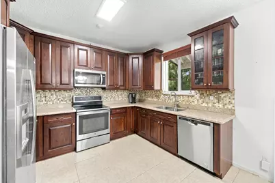 1985 Landing Way, Weston, FL 33326 - Photo 7