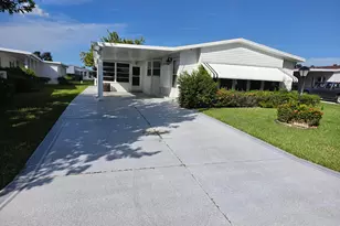 8372 Gallberry Cir, Port Saint Lucie, FL 34952 - Photo 5