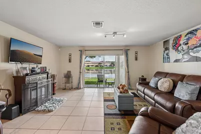 8985 Lancaster Street, Tamarac, FL 33321 - Photo 15