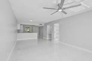 575 Oaks Ln, Pompano Beach, FL 33069 - Photo 9