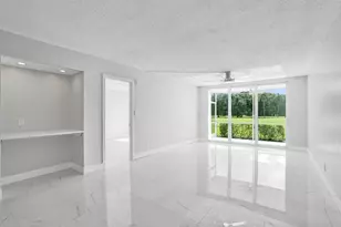 575 Oaks Ln, Pompano Beach, FL 33069 - Photo 11