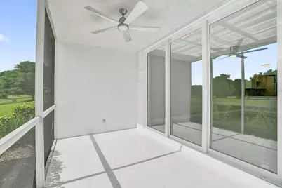 575 Oaks Lane #104, Pompano Beach, FL 33069 - Photo 19
