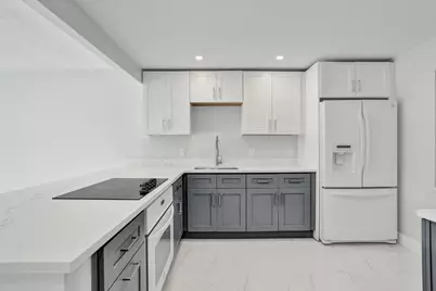 575 Oaks Lane #104, Pompano Beach, FL 33069 - Photo 7