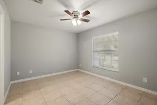 241 12th St SW, Vero Beach, FL 32962 - Photo 15