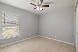 241 12th St SW, Vero Beach, FL 32962 - Photo 25