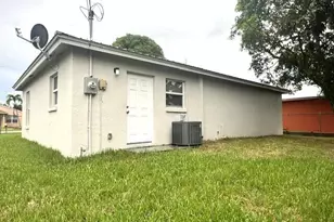 488 E Jordan Blvd, Pahokee, FL 33476 - Photo 5