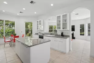 7248 NW 108th Ave, Parkland, FL 33076 - Photo 9