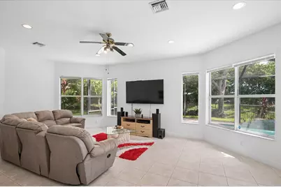 7248 NW 108th Avenue, Parkland, FL 33076 - Photo 13