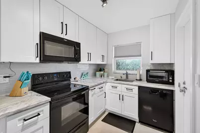 1750 NW 3rd Terrace #303C, Fort Lauderdale, FL 33311 - Photo 13