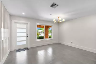 450 NE 5th Circle, Boca Raton, FL 33431 - Photo 9