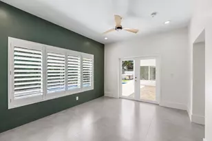 450 NE 5th Cir, Boca Raton, FL 33431 - Photo 11