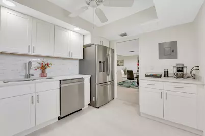 3800 Oaks Clubhouse Drive #503, Pompano Beach, FL 33069 - Photo 7