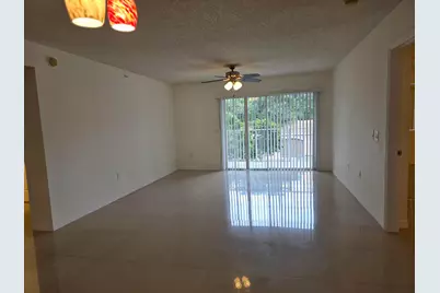 5055 Wiles Road #207, Coconut Creek, FL 33073 - Photo 9