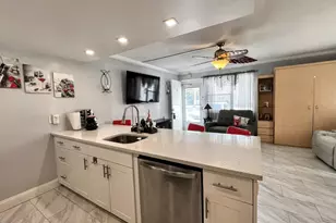 625 Antioch Ave, Fort Lauderdale, FL 33304 - Photo 9