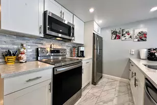 625 Antioch Ave, Fort Lauderdale, FL 33304 - Photo 11