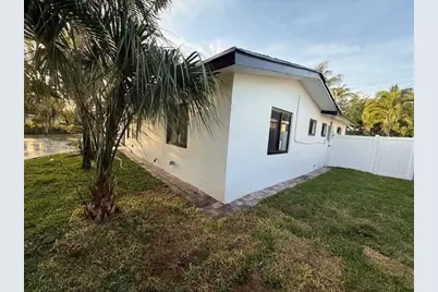 1449 SE 8th Street, Deerfield Beach, FL 33441 - Photo 17
