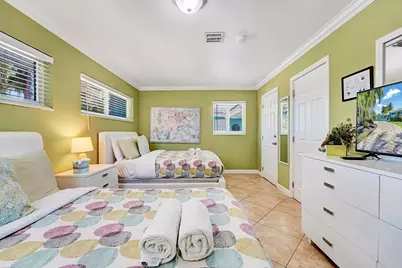 3488 NE 19th Avenue, Oakland Park, FL 33306 - Photo 23