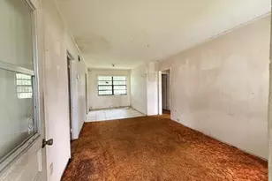 1421 NW Avenue D, Belle Glade, FL 33430 - Photo 23