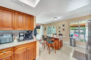6224 SW 7th St, Margate, FL 33068 - Photo 11