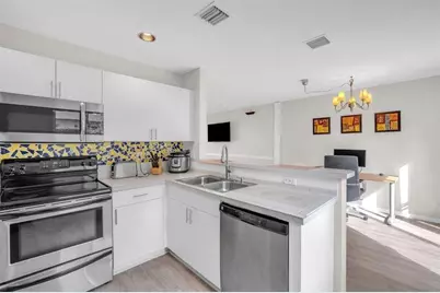 4734 SW 13th Place, Deerfield Beach, FL 33442 - Photo 15