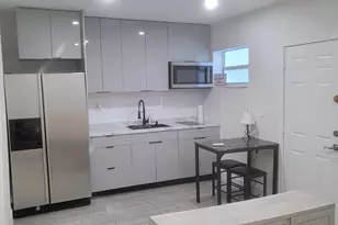 7975 Crespi Blvd, Miami Beach, FL 33141 - Photo 3