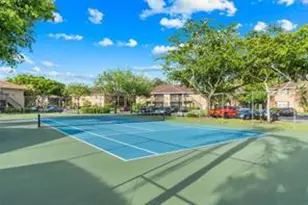 835 NW 103rd Terrace, Pembroke Pines, FL 33026 - Photo 15