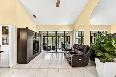 7888 Lexington Club Boulevard, Delray Beach, FL 33446 - Photo 5